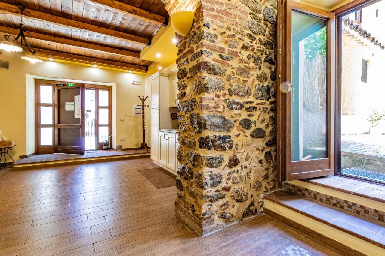 Casa Vacanze 'Zia Lucia' Apartment Sarconi Екстериор снимка