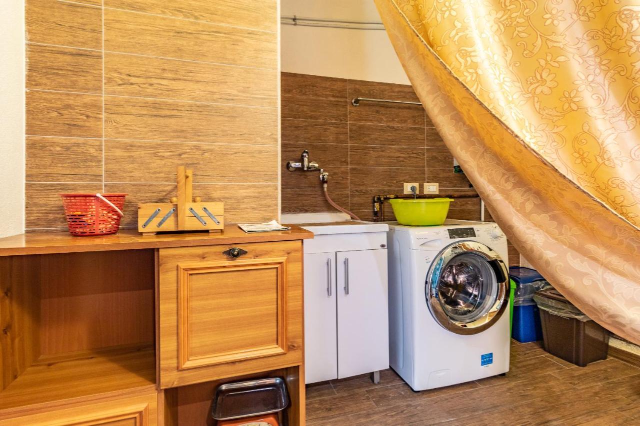 Casa Vacanze 'Zia Lucia' Apartment Sarconi Екстериор снимка